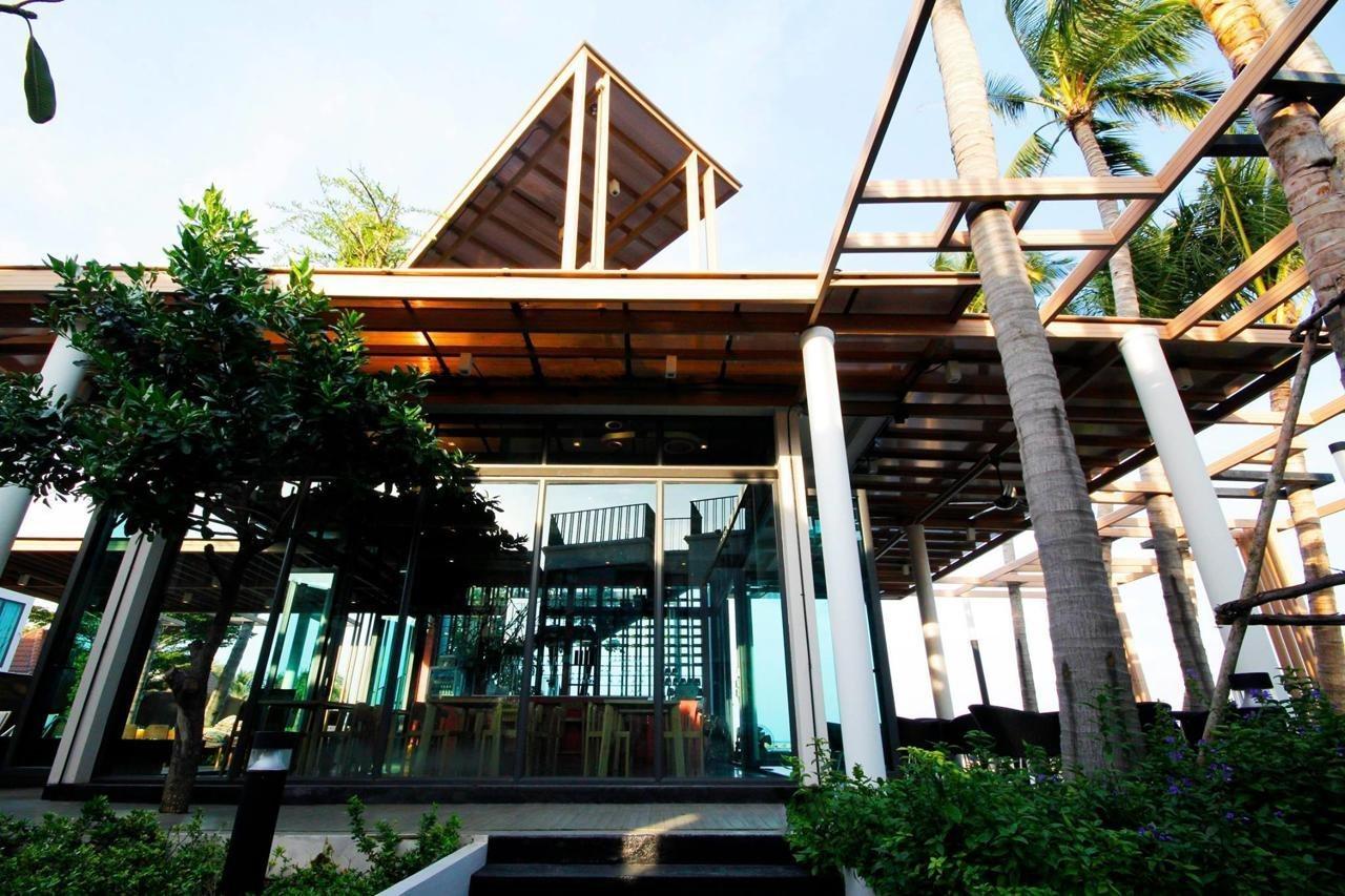 Eco Moment Beach Resort Фетчабури Екстериор снимка