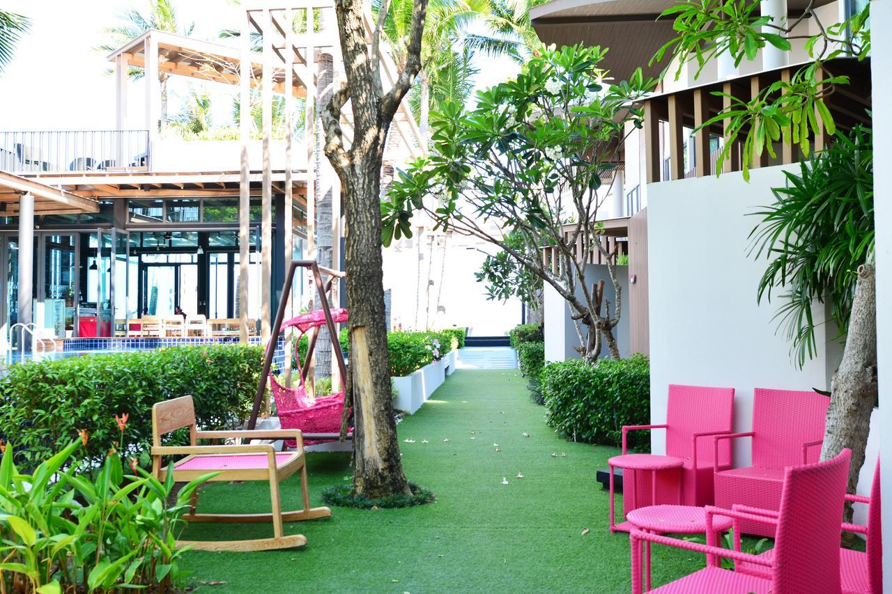 Eco Moment Beach Resort Фетчабури Екстериор снимка
